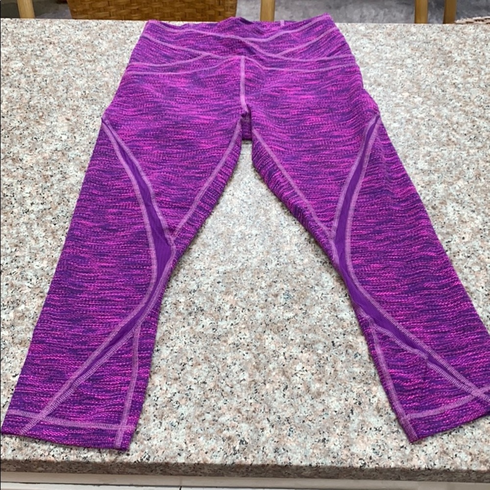 Lululemon cropped leggings